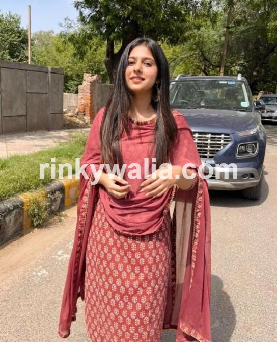 Call Girls in Kanpur